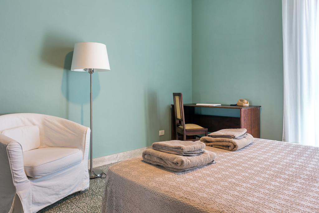 Alcala Living Apartments Catánia Buitenkant foto